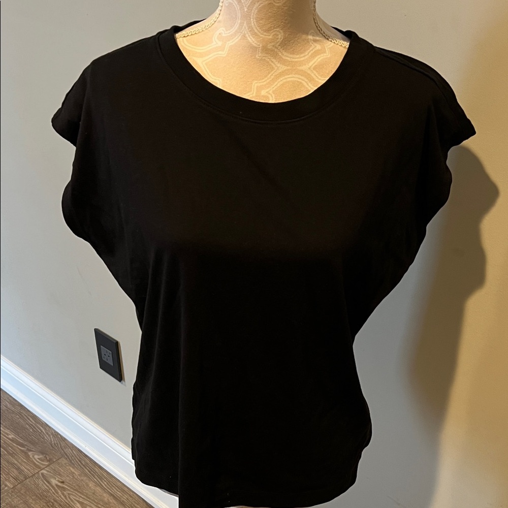 Loft Tshirt